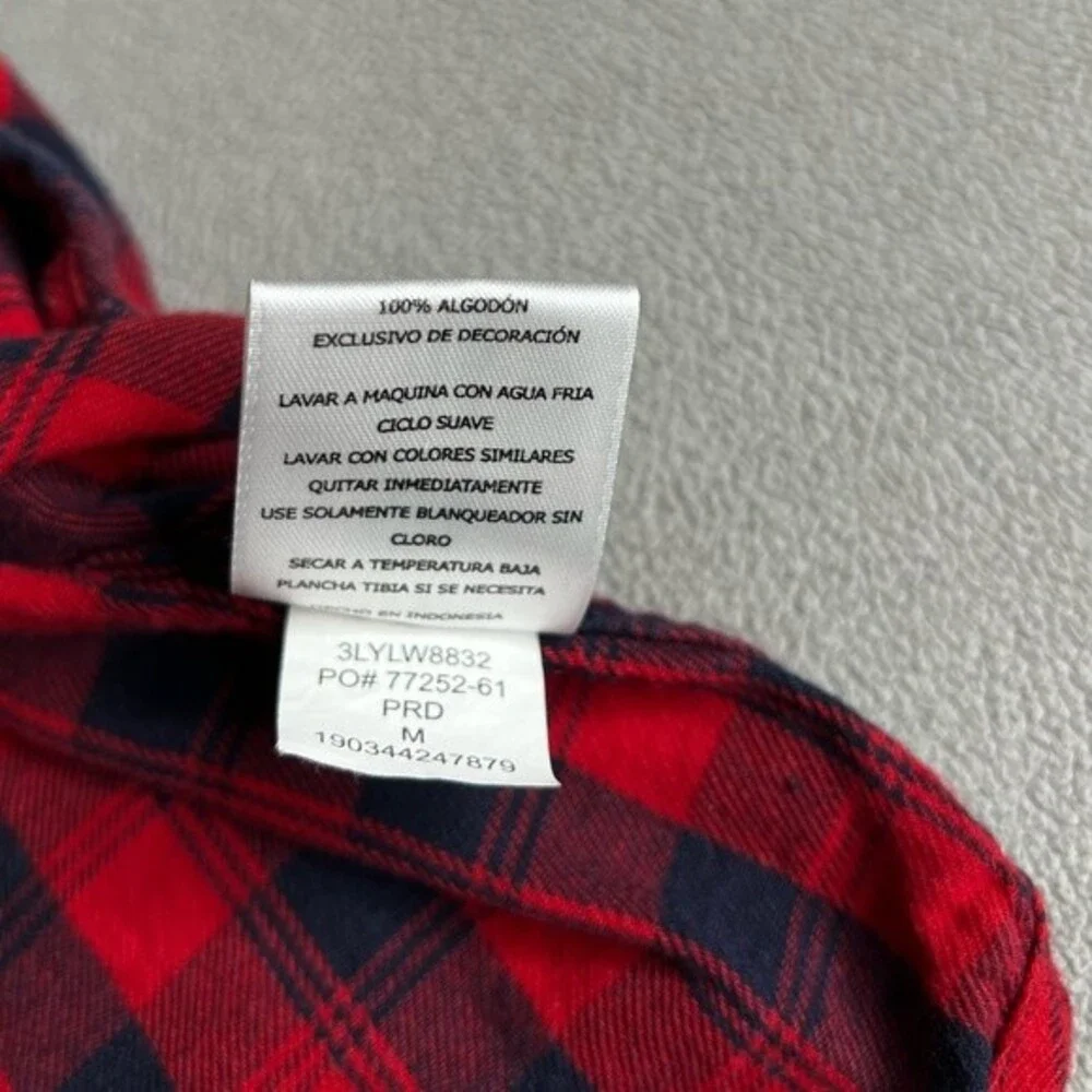 Men's Levi's Red and Black Plaid Flannel Button-up Shirt Size Medium